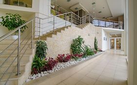 Madara Park Hotel